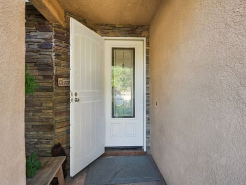 Photograph 6 of 1318 Bonhurst Dr