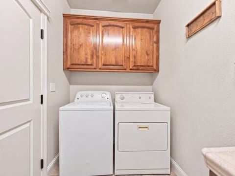 Photograph 28 of 1318 Bonhurst Dr